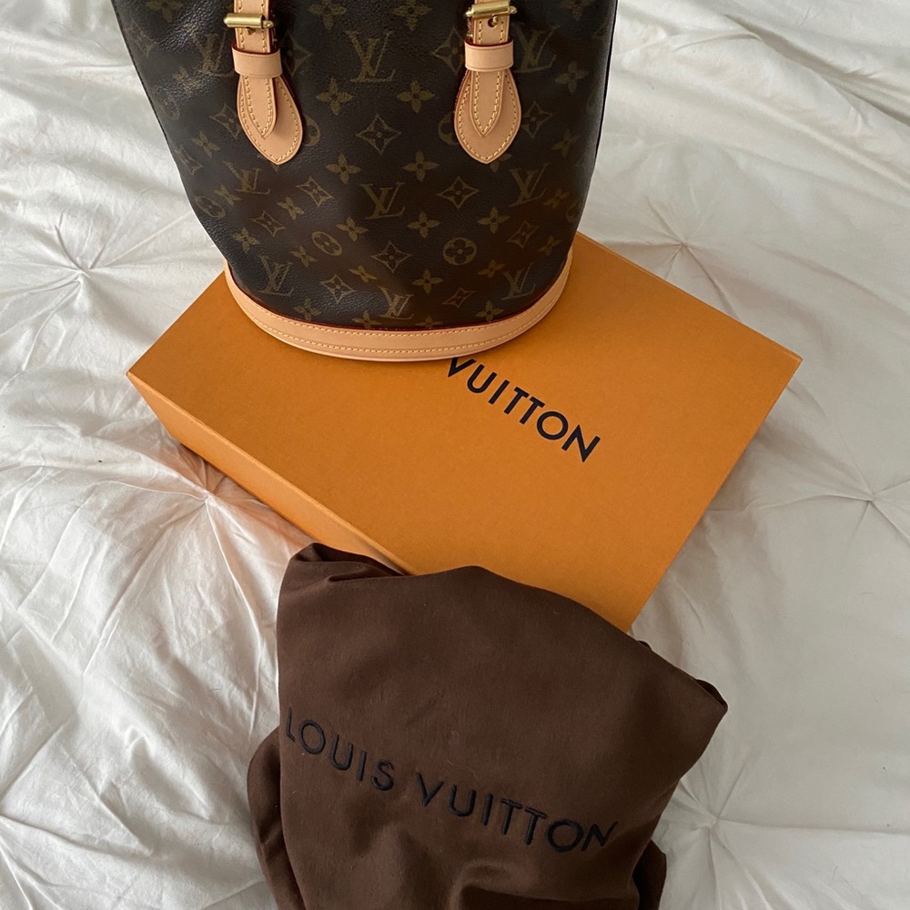 Completely Refurbished Authentic LV Petit Bucket